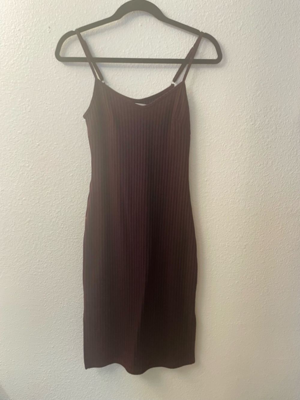 Burgundy Ribbed Midi Dress